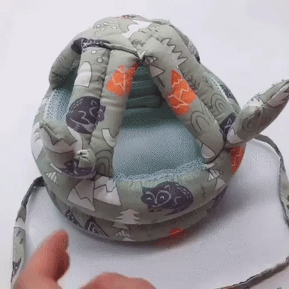 Chaque Chute Compte. Protégez Sa Tête Dès Le Premier Pas.